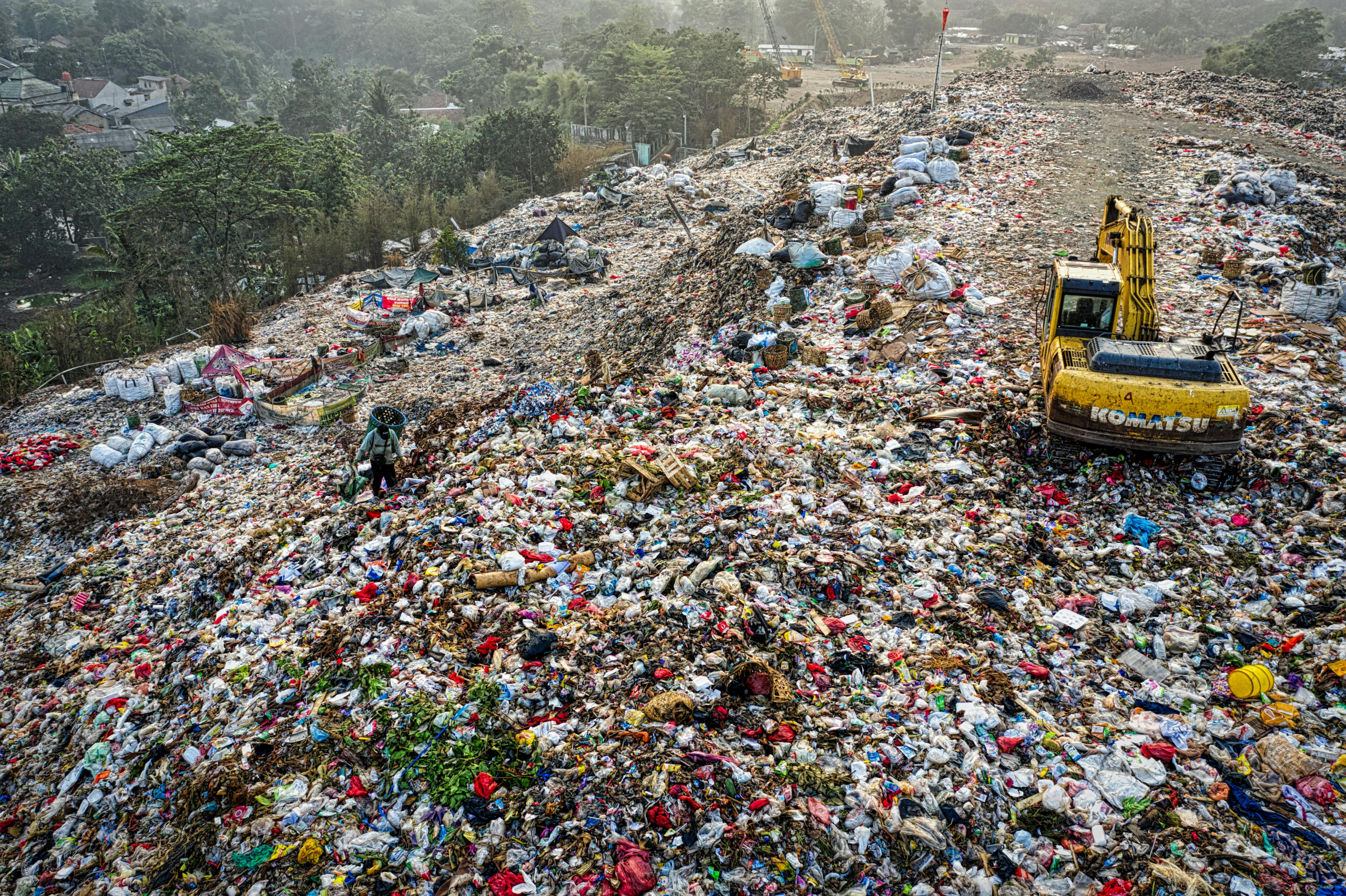 EPA Underestimates Greenhouse Gas Emissions from U.S. Landfills by at Least 25 Percent
